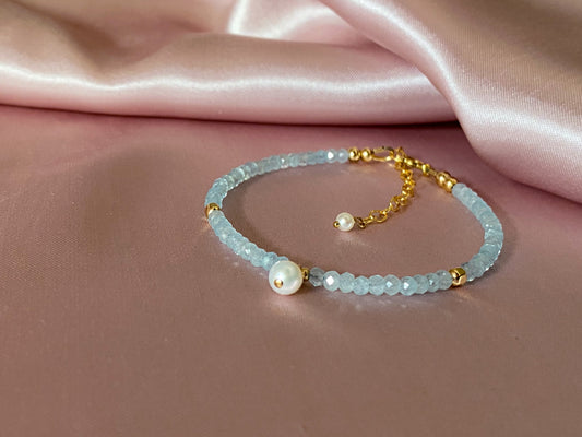 Aquamarine Freshwater Pearl Gold Bracelet